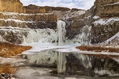 Palouse Falls Frozen Reflection | Palouse Falls, Starbuck Washington | Craig Goodwin Photography