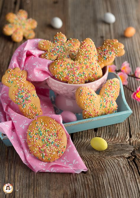 Biscotti Di Pasqua Ricetta Semplice Con Pasta Frolla Speciale Anche Bimby