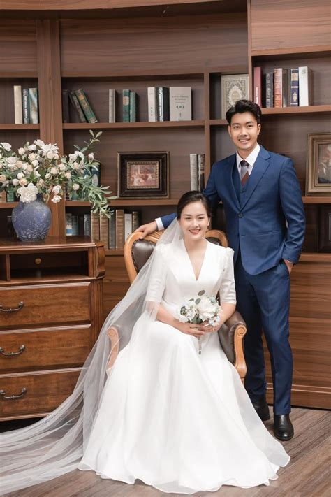 Hot Girl B Ng Chuy N Vi T Nam H Nh Ph C B N Ch Ng K M Tu I V Con Trai M I Sinh C Vinh Danh