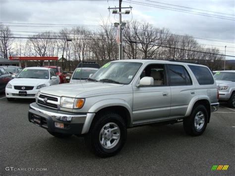 Millennium Silver Metallic 2000 Toyota 4Runner SR5 4x4 Exterior Photo #41176554 | GTCarLot.com