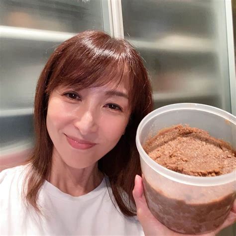 かとうれいこさんのインスタグラム写真 かとうれいこinstagram「手作り味噌♡ 気になって寝かせている時はちょくちょく見たりしてた