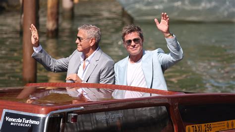 Brad Pitt e George Clooney a Venezia dimostrano che si può essere amici