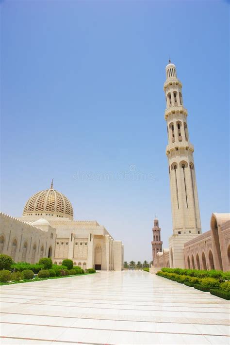 Muscat, Oman Interior Dome Details Of Grand Mosque Stock Image - Image ...