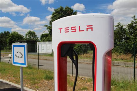 Tesla Face Limmense D Fi Douvrir Ses Superchargeurs Tous