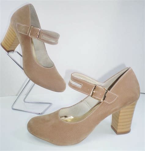 Boneca Salto Grosso Nude Acolchoado Internamente Character Shoes Sport Shoes Shoes