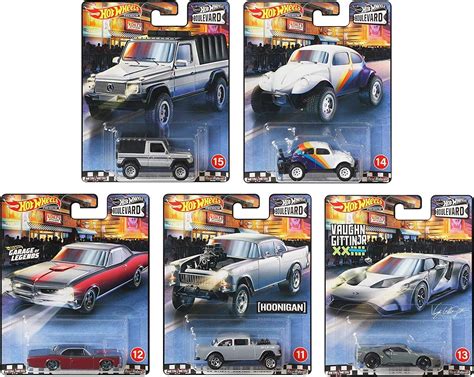 Amazon Hot Wheels GJT C Boulevard Set Of Types Automotive