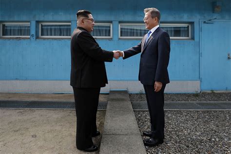 North And South Korea Agree To End Korean War Abs Cbn News