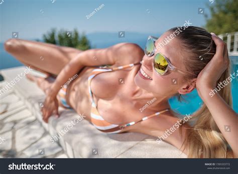Sexy Beautiful Brunette Woman Sunglasses Bikini Stock Photo 1789333772 Shutterstock