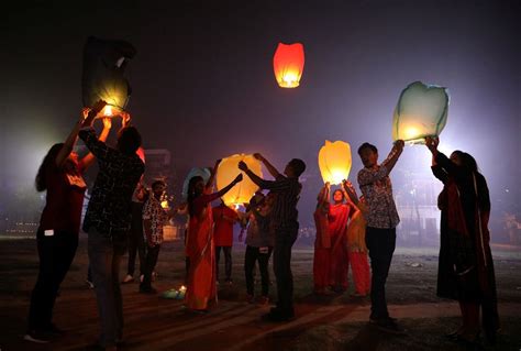 由来も作法も様々なインド10億人の祝祭「ディワリ」とは？ ナショナル ジオグラフィック日本版サイト