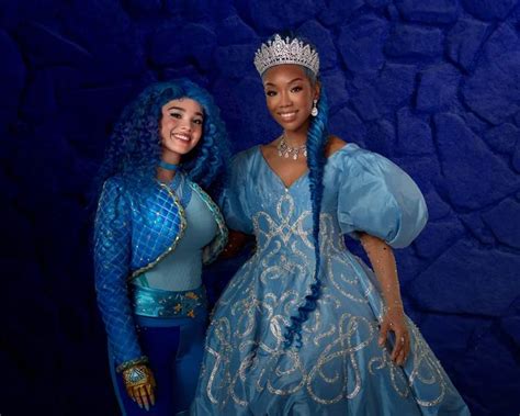 Brandy To Reprise Role Of Cinderella In “descendants The Rise Of Red