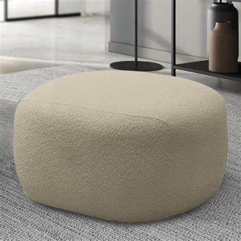 Puff Charlote Pés Em Madeira Bouclê Nude MercadoLivre