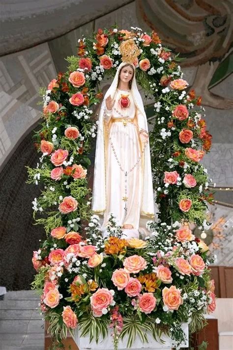 Pin By Luciana On Frases E Imagens Church Altar Decorations Church