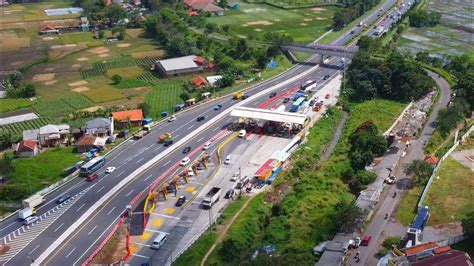 Arus Mudik Simpang Susun Cileunyi Tol Cisumdawu Mulai Ramai Youtube