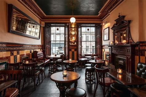 Edinburgh pubs: 15 historic and culturally significant Edinburgh pubs ...