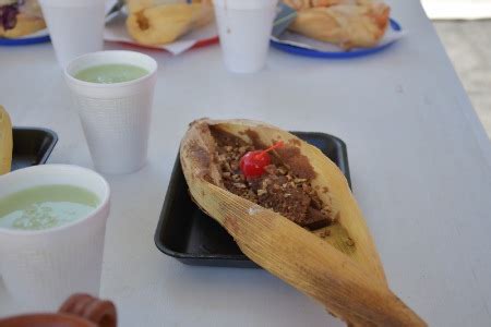 CON MÁS DE 100 VARIEDADES DE TAMALES COMO COCHINITA PIBIL CARNITAS