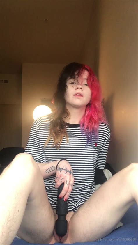 Alex Vibrating Her Big Pussy OF Premium Video CamWhores