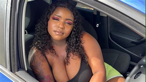 Big Ass Ebony Gets Fucked Through A Hole In Her Tight Shorts On Her Way To The Car Wash Xxx