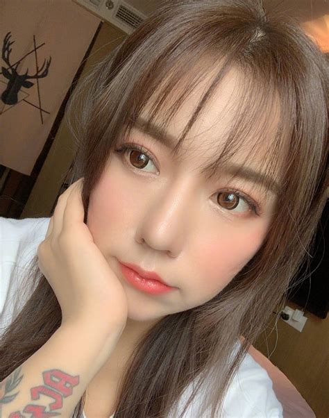 T Tin Khoe Nh M T M C Hot Girl Tri U Follow Khi N D N M Ng Cho Ng V Ng Ch C D Ng C M