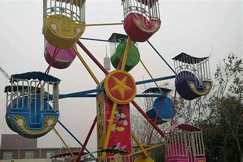 Double Ferris wheel for sale | kiddies under 12 | easy to assemble