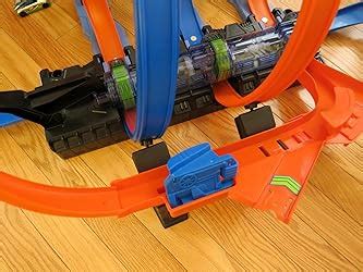 Hot Wheels Toy Car Track Set Corkscrew Crash With Scale Car Crash Zones Powered By