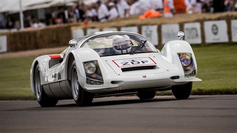 Ford Gt40 And Ferrari At 1966 Le Mans Race Images