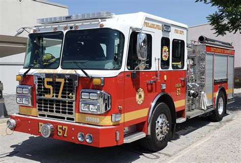 Pfd Engine Philadelphia Fire Department Engine Flickr