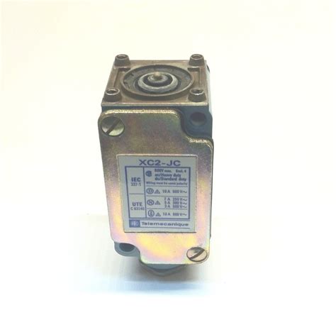 Корпус концевого выключателя Schneider Electric, цена - купить у ...