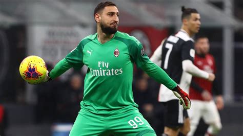 Donnarumma Rinnovo O Cessione La Posizione Del Milan