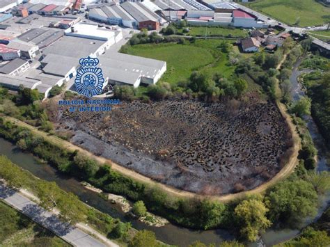 La Policía Nacional detiene al presunto autor de un incendio en Lugones