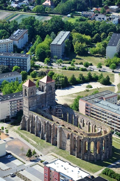 Zerbst Anhalt von oben Ruine des Kirchengebäude der Sankt Nikolai in