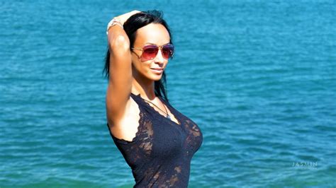 Real Big Tit Milf XXX Dessert Picture 1