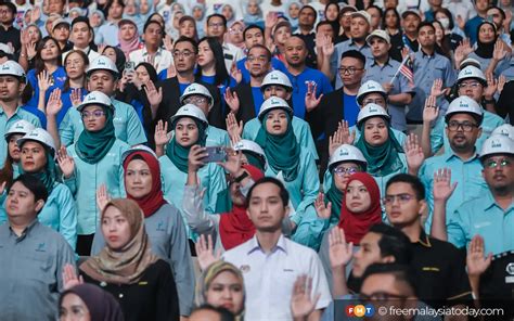 PM Mahu Penjawat Awam Masuk Tepat Pada Waktu Mula Isnin FMT