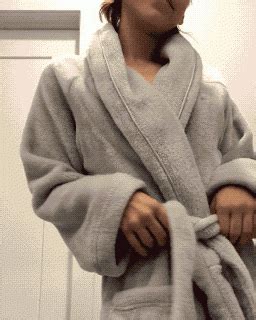 Under Her Coat Edition Sex Gifs Porn Xxx Gifs Pictoa