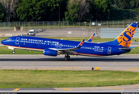 N808SY Sun Country Airlines Boeing 737 8BK WL Photo By Brad Ice ID