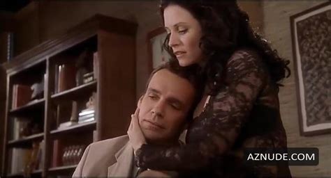 The Shrink Is In Nude Scenes Aznude