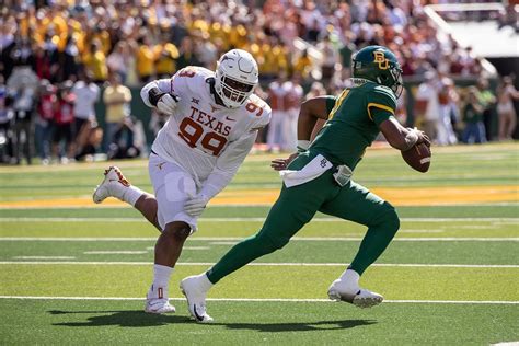 Texas Farewell Tour Longhorns Sacrificing 300 Plus Games Of Rivalry