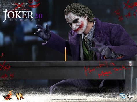 Joker Hot Toys Figure
