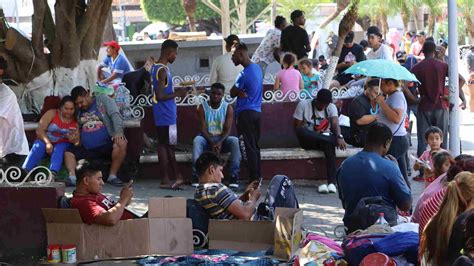 Primera Caravana Migrante Del A O Parte De Tapachula