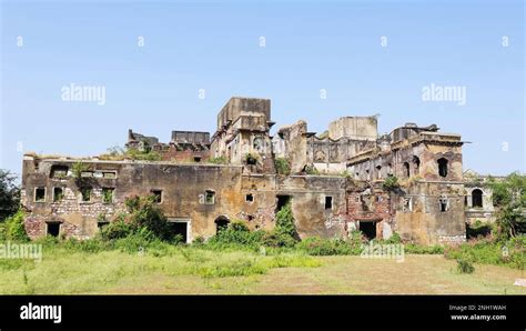 Ruined Palace of Narsinghgarh Fort, Rajgarh, Madhya Pradesh, India Stock Photo - Alamy