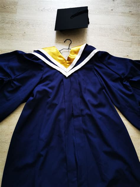 Ntu Mse Graduation Gown Womens Fashion New Undergarments