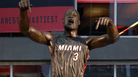 Nba Great Becomes Latest To Take Aim At Dwyane Wade Statue