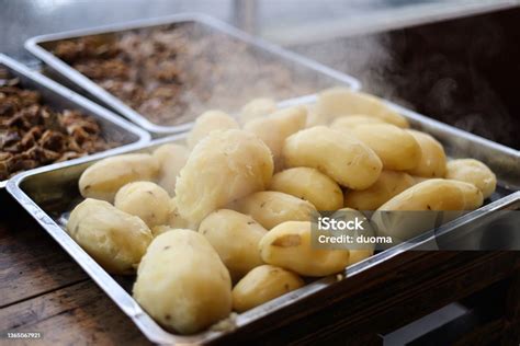 Cantonese Beef Offal Stew Stock Photo - Download Image Now - Beef ...