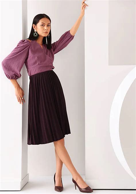 Wine Pleated Midi Skirt Eccormant