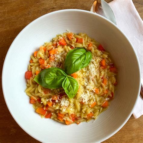 Risotto Risoni mit buntem Gemüse Kochen Essen Trinken Zeug