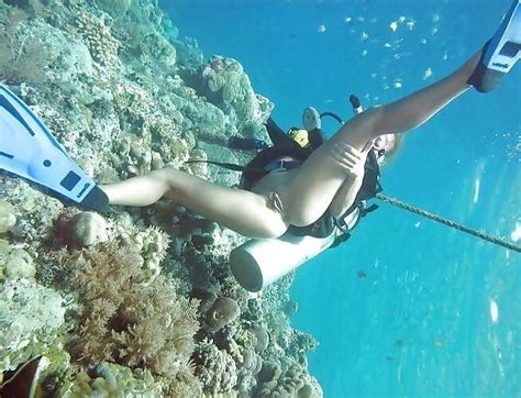 Underwater Swingers Porn Pic