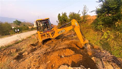 Mini Excavator Digging Foot Deep Long Ditch Jcb Dx Perfect