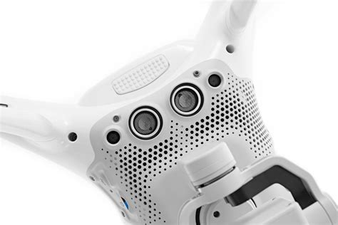 Квадрокоптер DJI Phantom 4