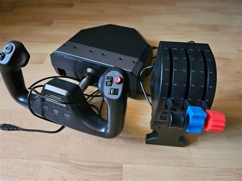 Logitech G Saitek Pro Flight Yoke System | Kaufen auf Ricardo