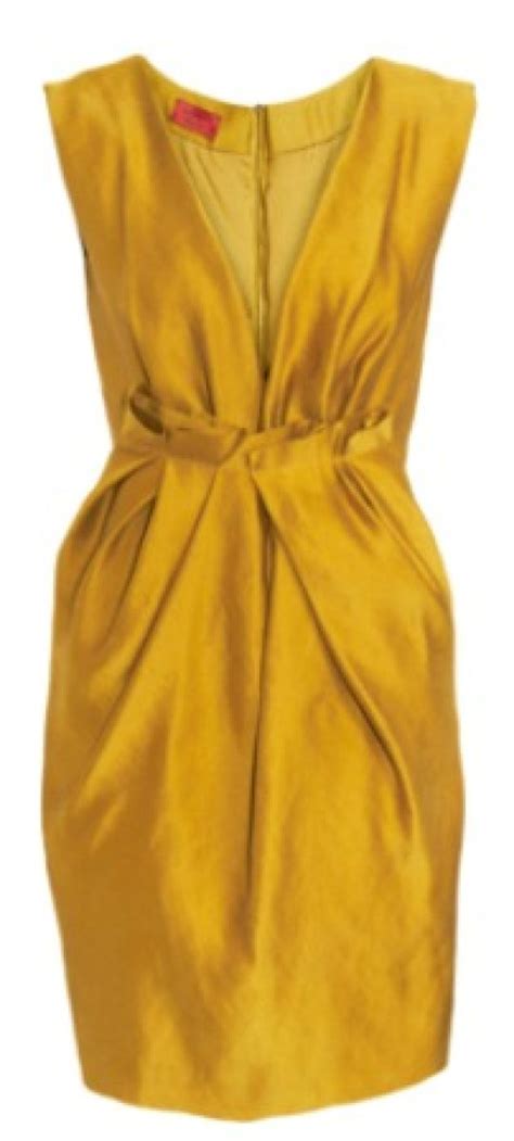 Cómo combinar un vestido largo en nude Bodas