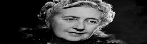 Hercule Poirot Books In Order - How to Read Agatha Christie’s Hercule